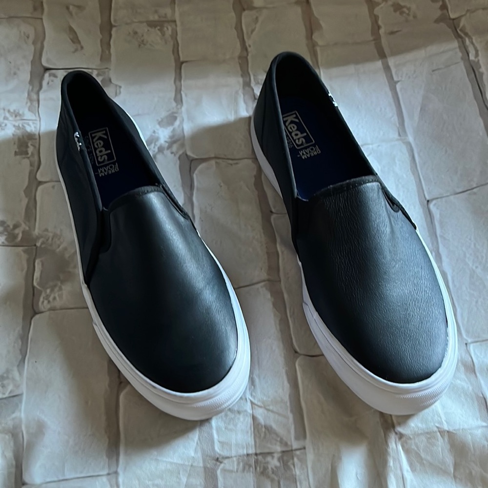 Keds slip on black size 9 New